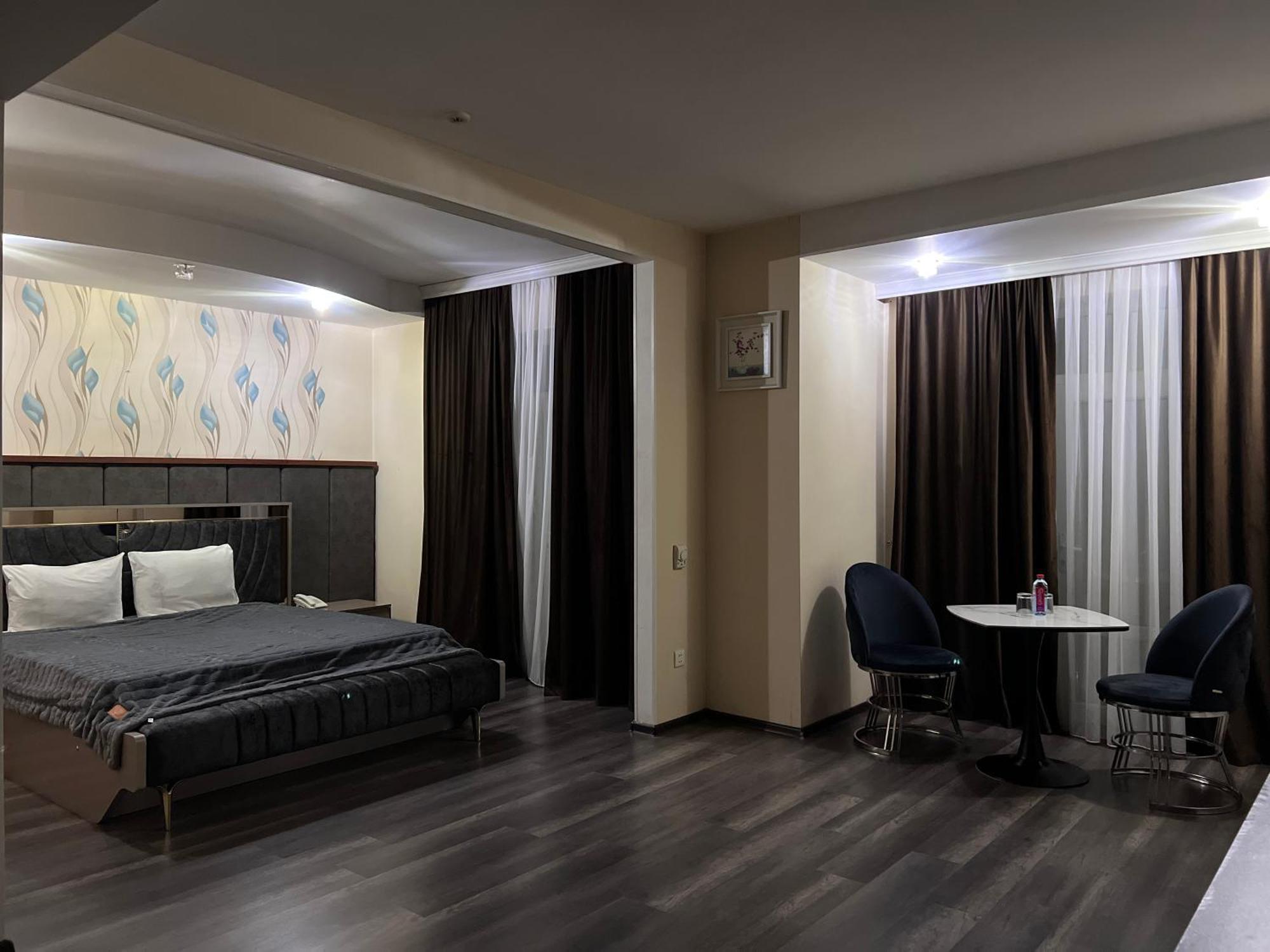 Aef Hotel Baku Exterior photo